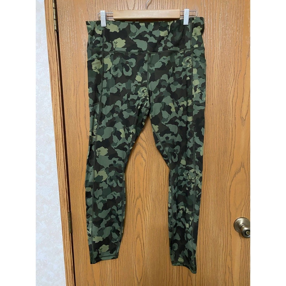 Camo leggings